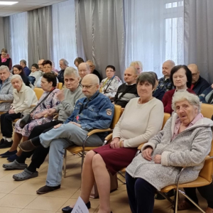 Droga krzyżowa - czytanie stacji przez mieszkańców